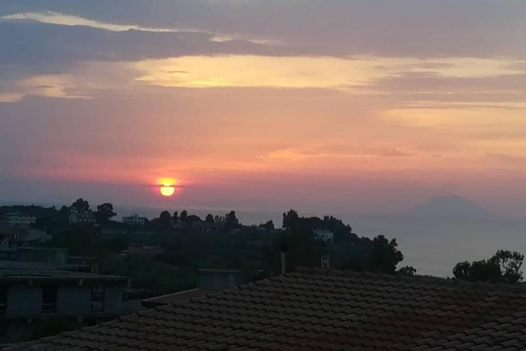 טרופאה Appartamento Orizzonte Stromboli מראה חיצוני תמונה