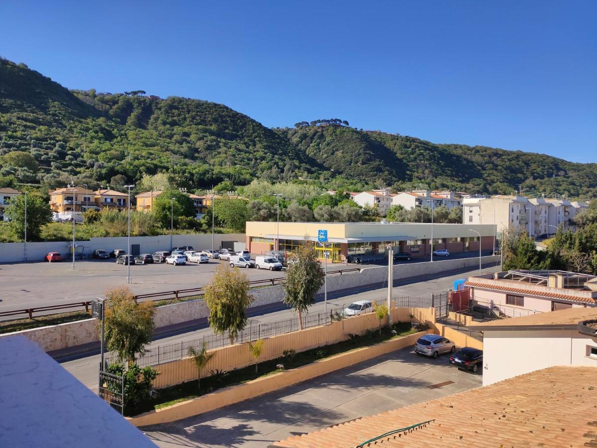 טרופאה Appartamento Orizzonte Stromboli מראה חיצוני תמונה